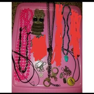 BOGO 1/2 Necklaces #7 [Add to Bundle]